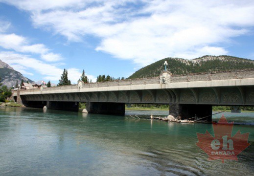 弓河大橋-班夫國家公園