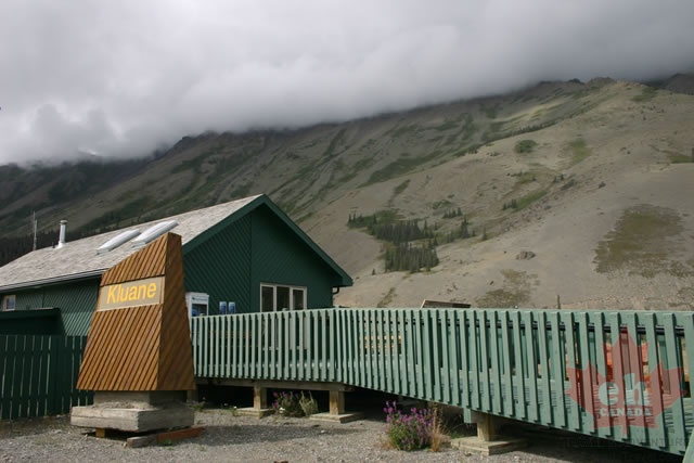 kluane-lake-park-beadquarters.jpg