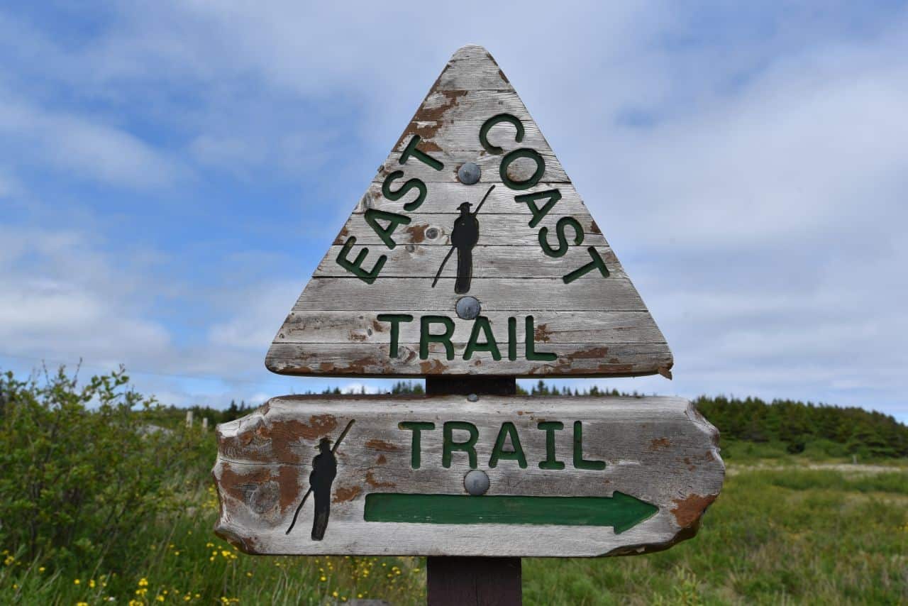 紐芬蘭東海岸步道(East Coast Trail, Newfoundland)沿途都有清晰的路標、地圖和標誌